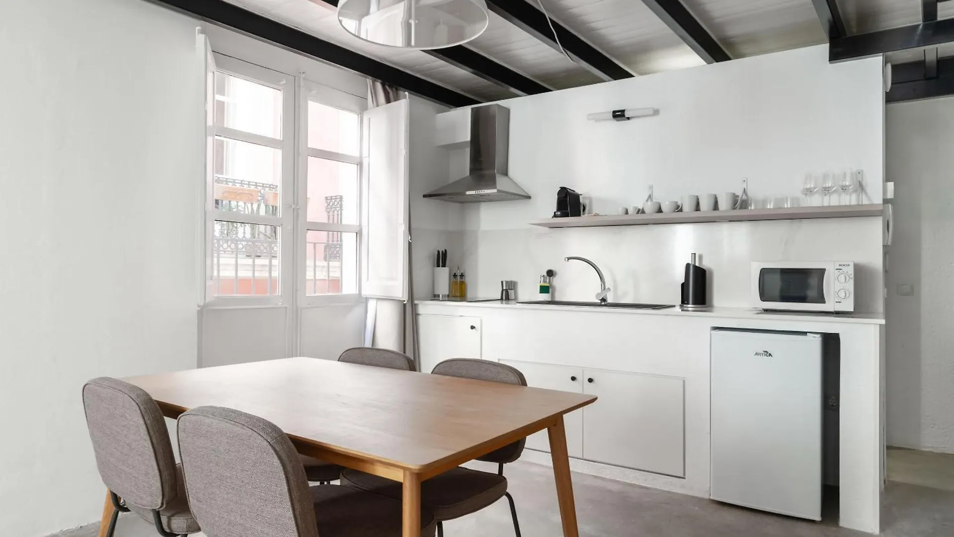 Apartment Limehome Almeria Hernan Cortes