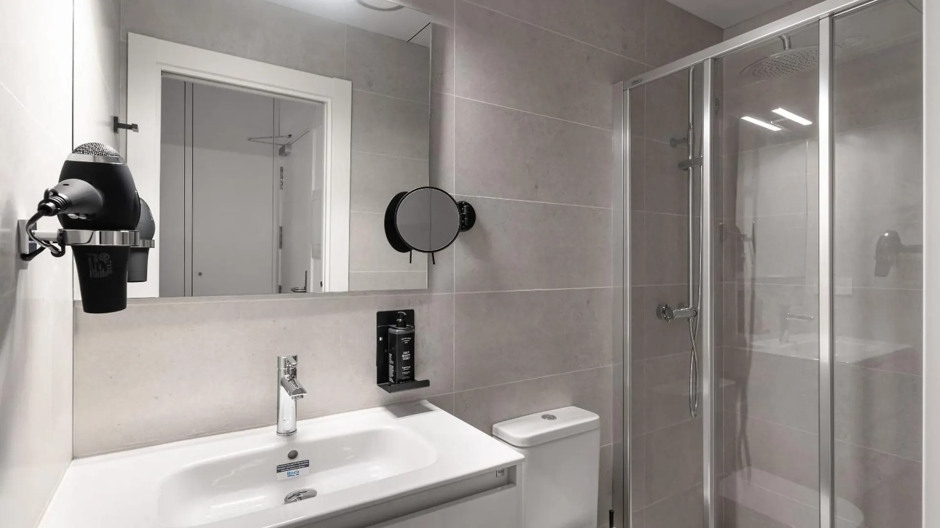 Limehome Almeria Hernan Cortes 0*,  Spain